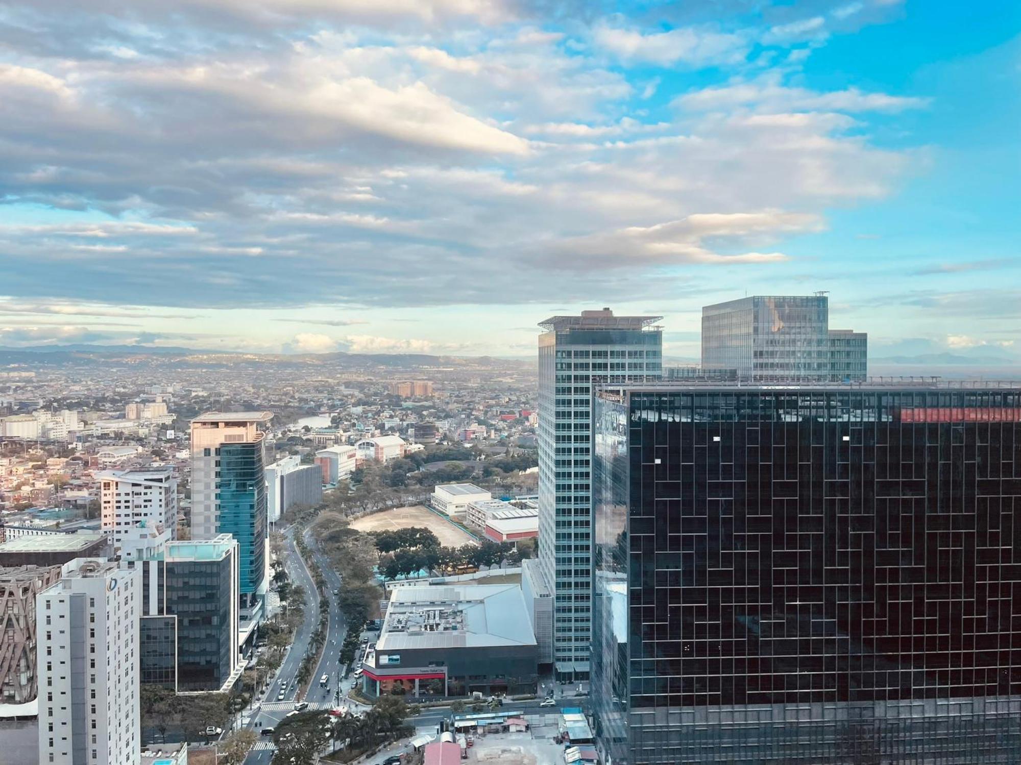 Uptown Parksuites Bgc ตากิก ภายนอก รูปภาพ