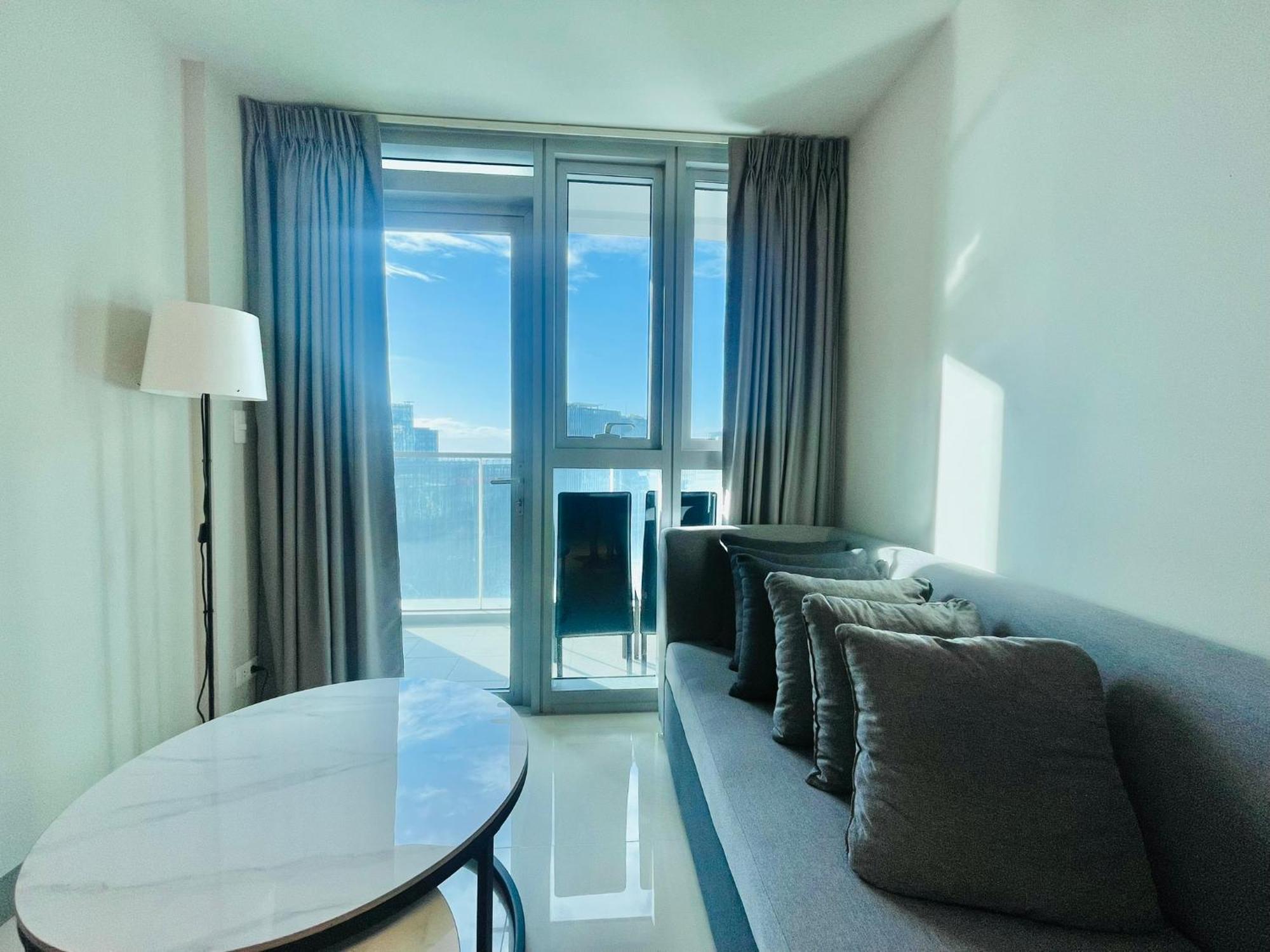 Uptown Parksuites Bgc ตากิก ภายนอก รูปภาพ