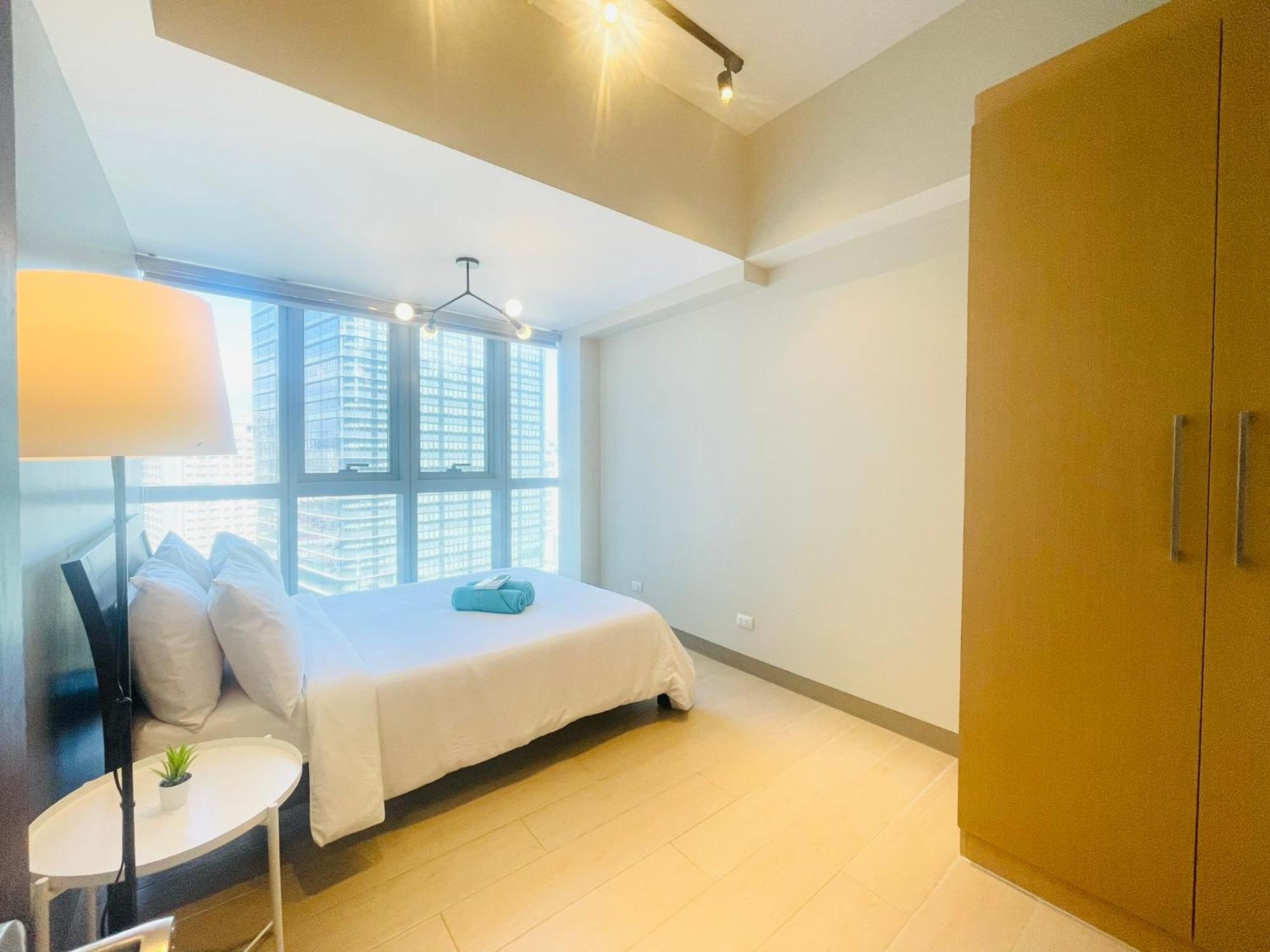 Uptown Parksuites Bgc ตากิก ภายนอก รูปภาพ