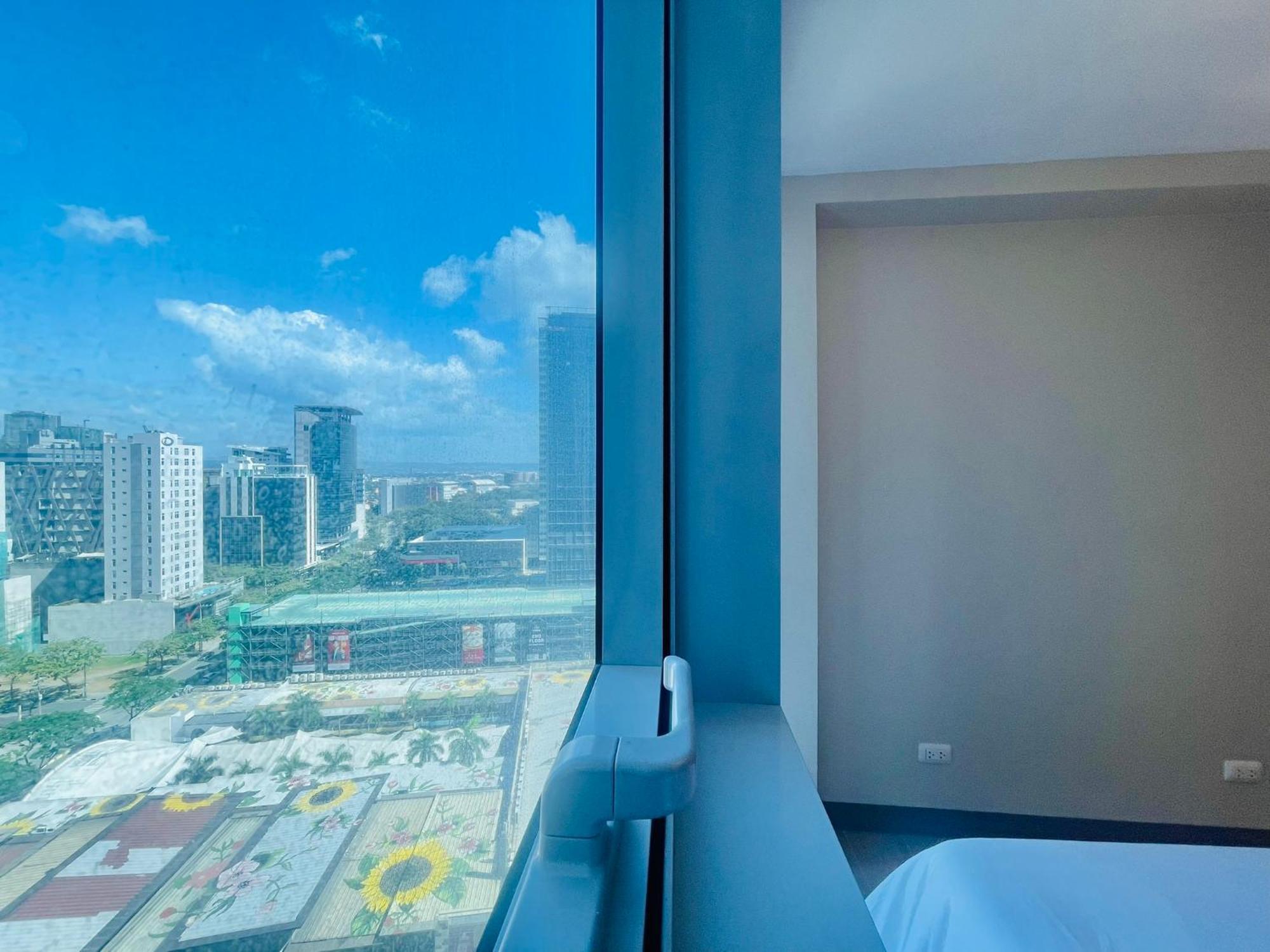 Uptown Parksuites Bgc ตากิก ภายนอก รูปภาพ
