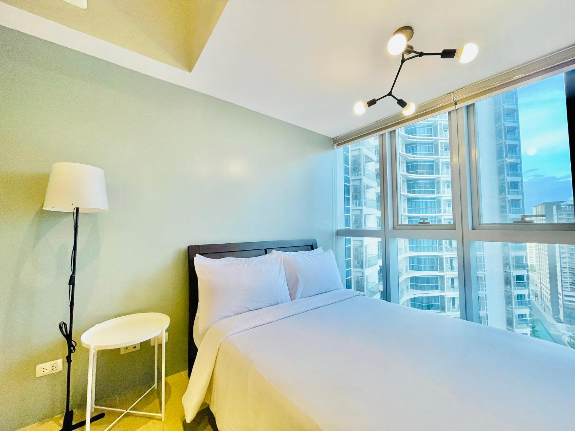 Uptown Parksuites Bgc ตากิก ภายนอก รูปภาพ