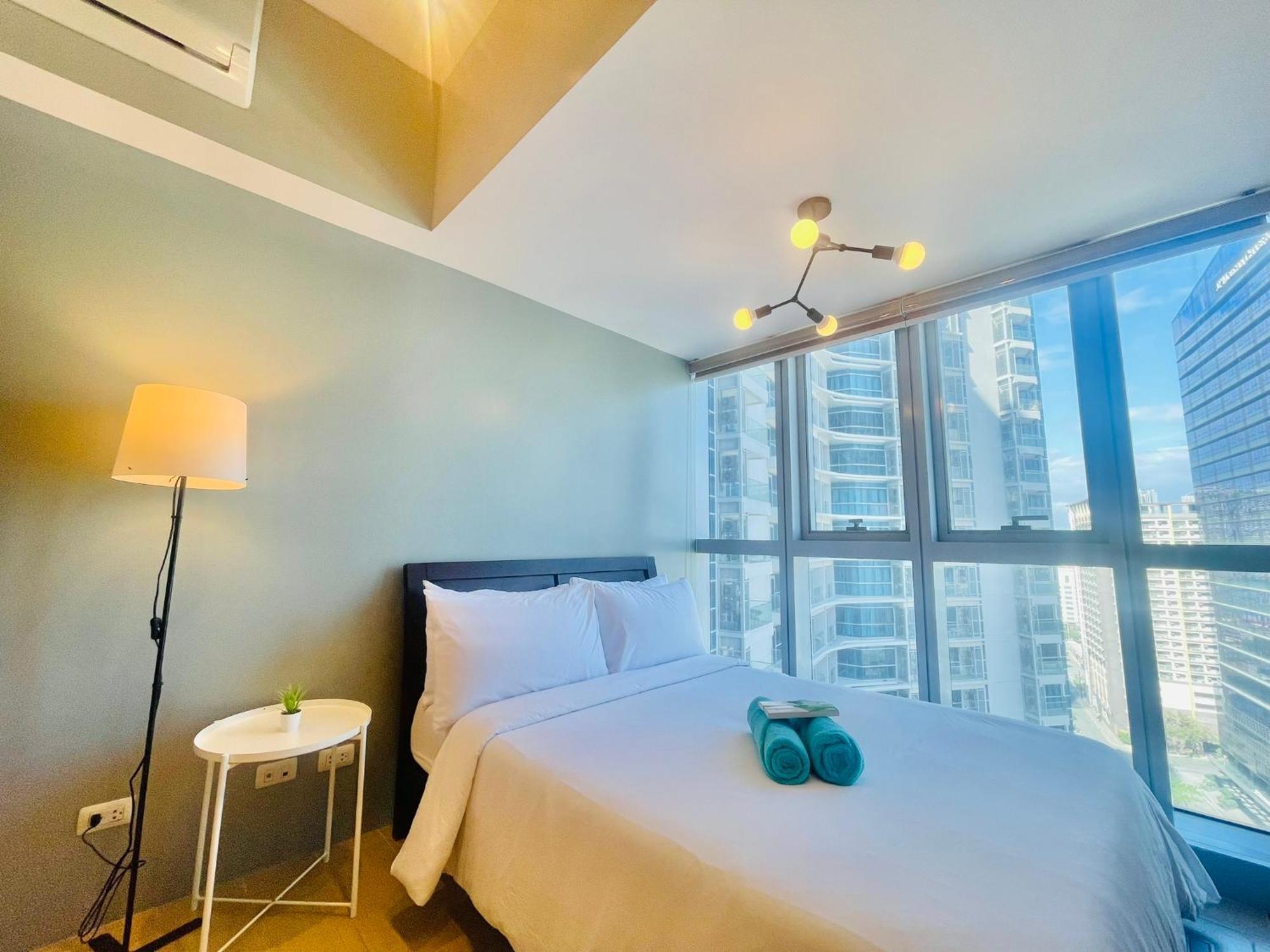 Uptown Parksuites Bgc ตากิก ภายนอก รูปภาพ