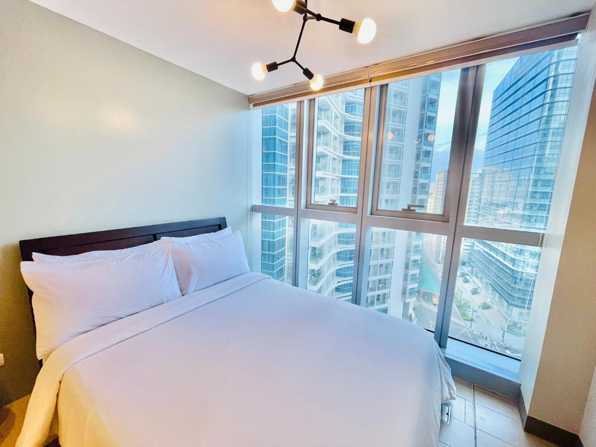 Uptown Parksuites Bgc ตากิก ภายนอก รูปภาพ