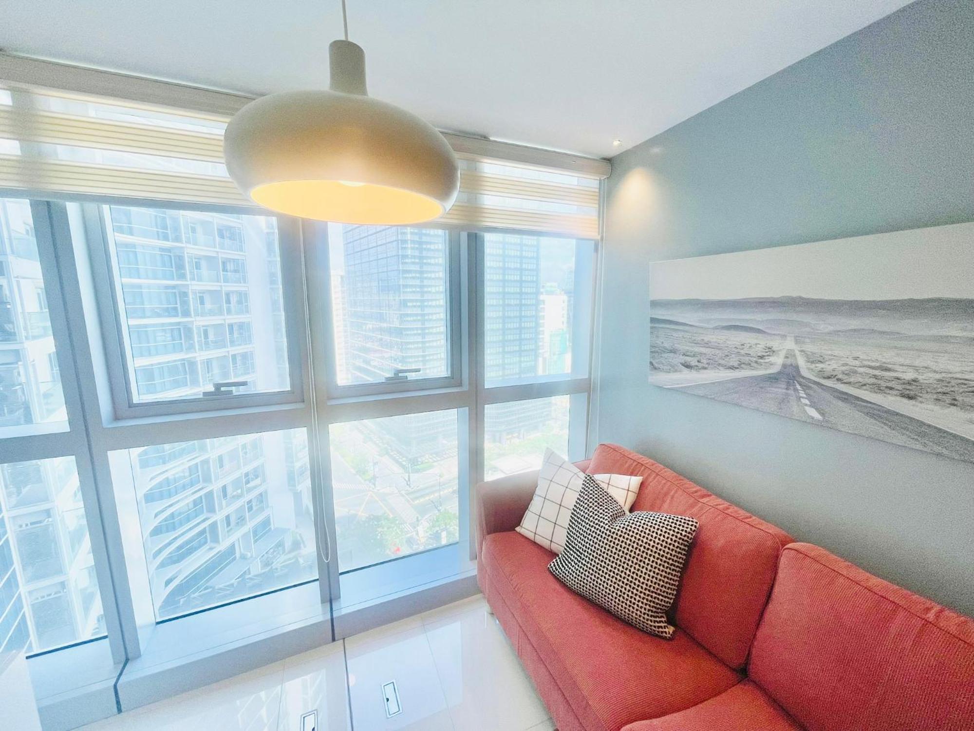 Uptown Parksuites Bgc ตากิก ภายนอก รูปภาพ